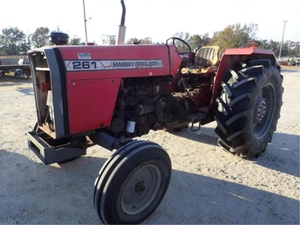 Main image Massey Ferguson 261