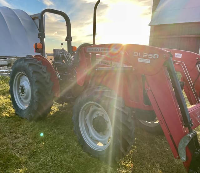 Image of Massey Ferguson 2615 equipment image 2
