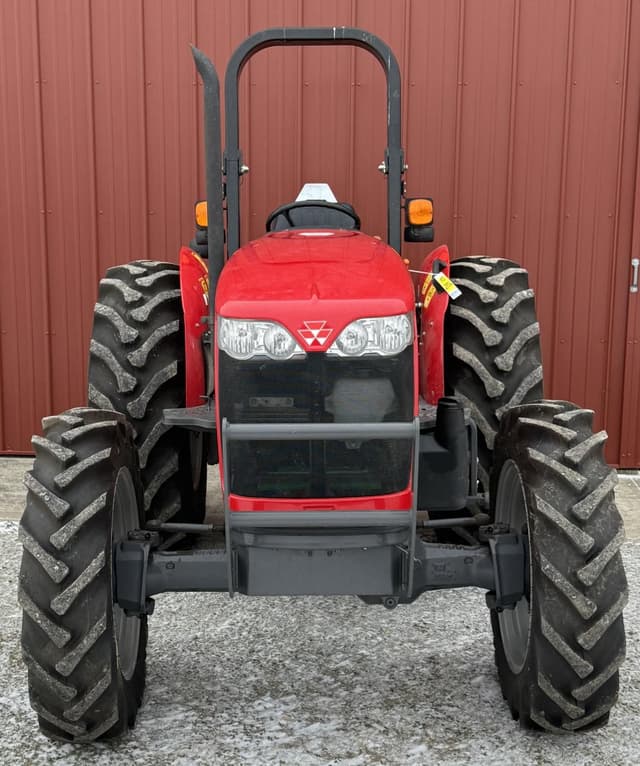 Image of Massey Ferguson 2635 equipment image 4