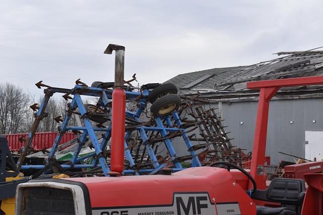 Image of Massey Ferguson 265 equipment image 1