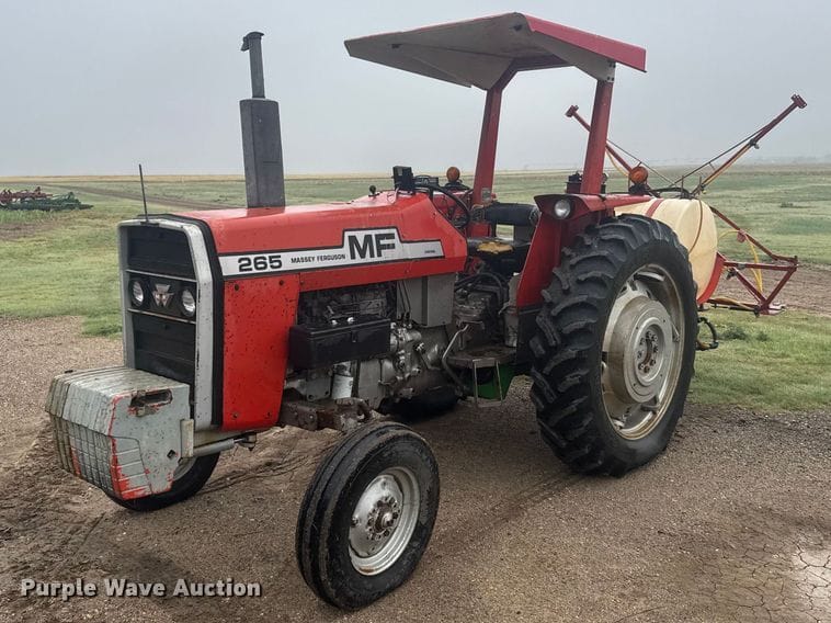 Massey Ferguson 265 Equipment Image0