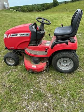 Image of Massey Ferguson 2723 equipment image 2