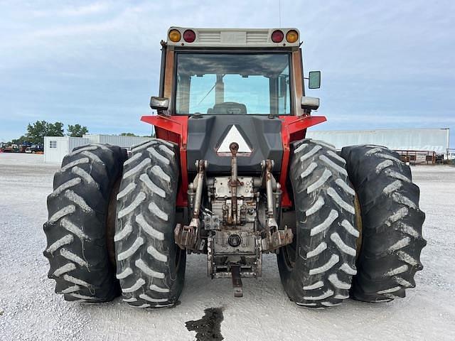 Image of Massey Ferguson 2745 equipment image 3