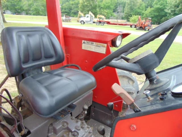 Image of Massey Ferguson 275 equipment image 4