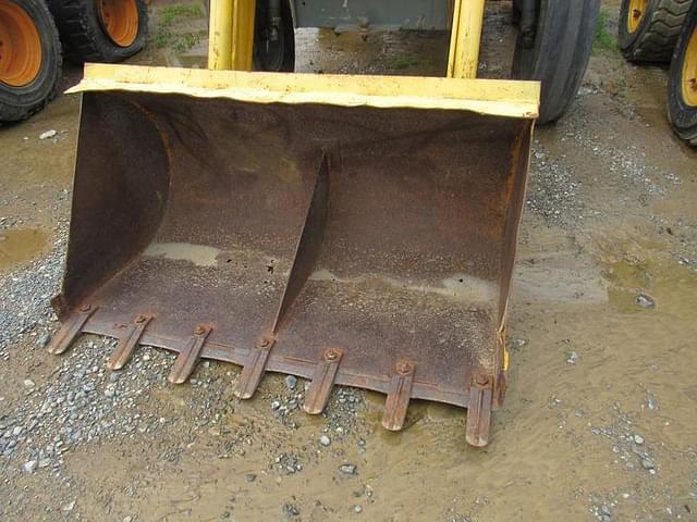 Image of Massey Ferguson 275 equipment image 3
