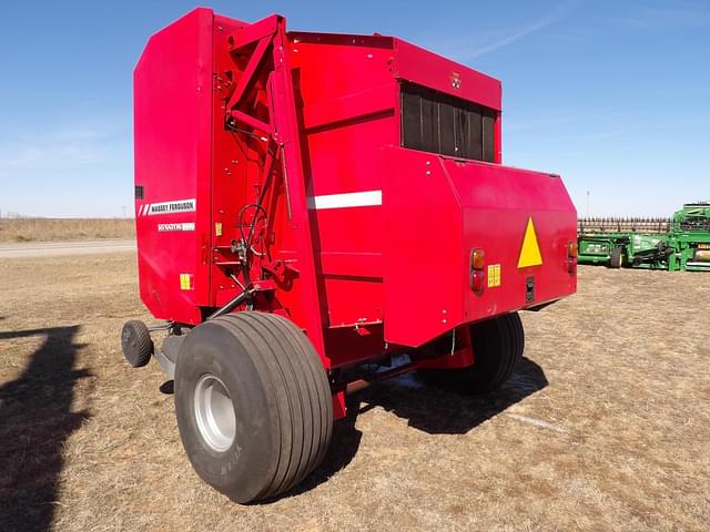 Image of Massey Ferguson Hesston 2846 equipment image 3