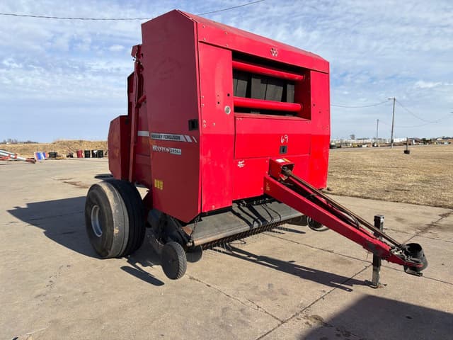 Image of Massey Ferguson 2856A equipment image 2