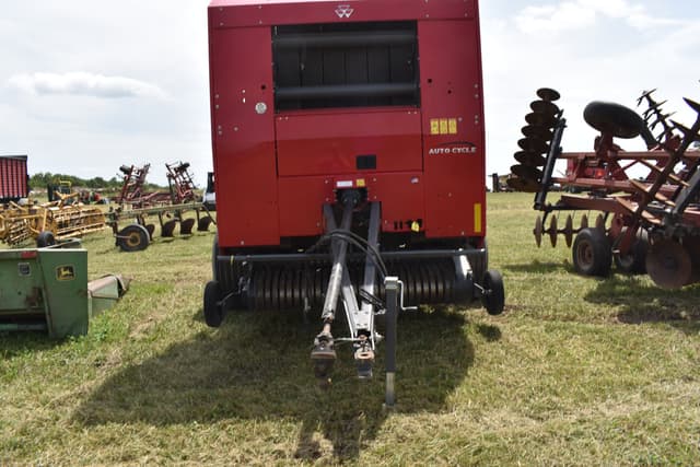 Image of Massey Ferguson 2946A equipment image 1
