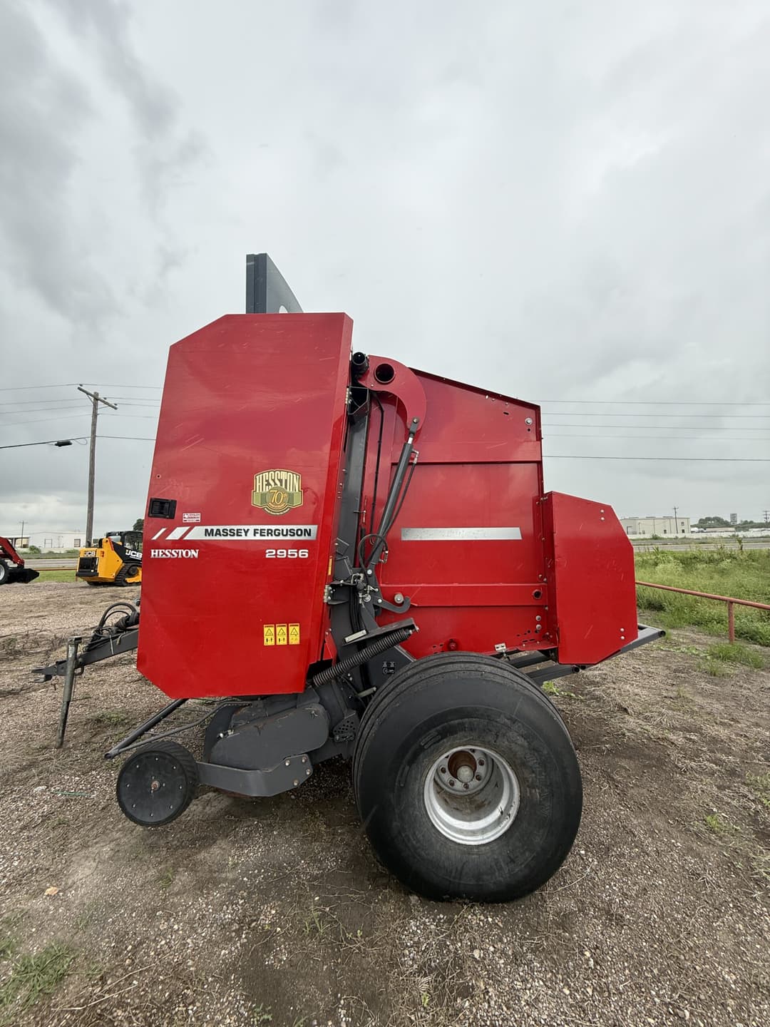Image of Massey Ferguson Hesston 2956 Image 0