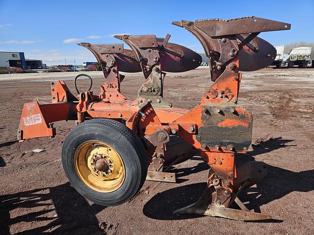 Image of Massey Ferguson 570 equipment image 3