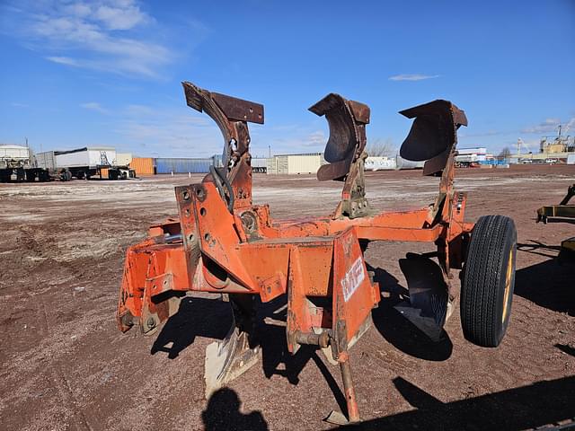 Image of Massey Ferguson 570 equipment image 2