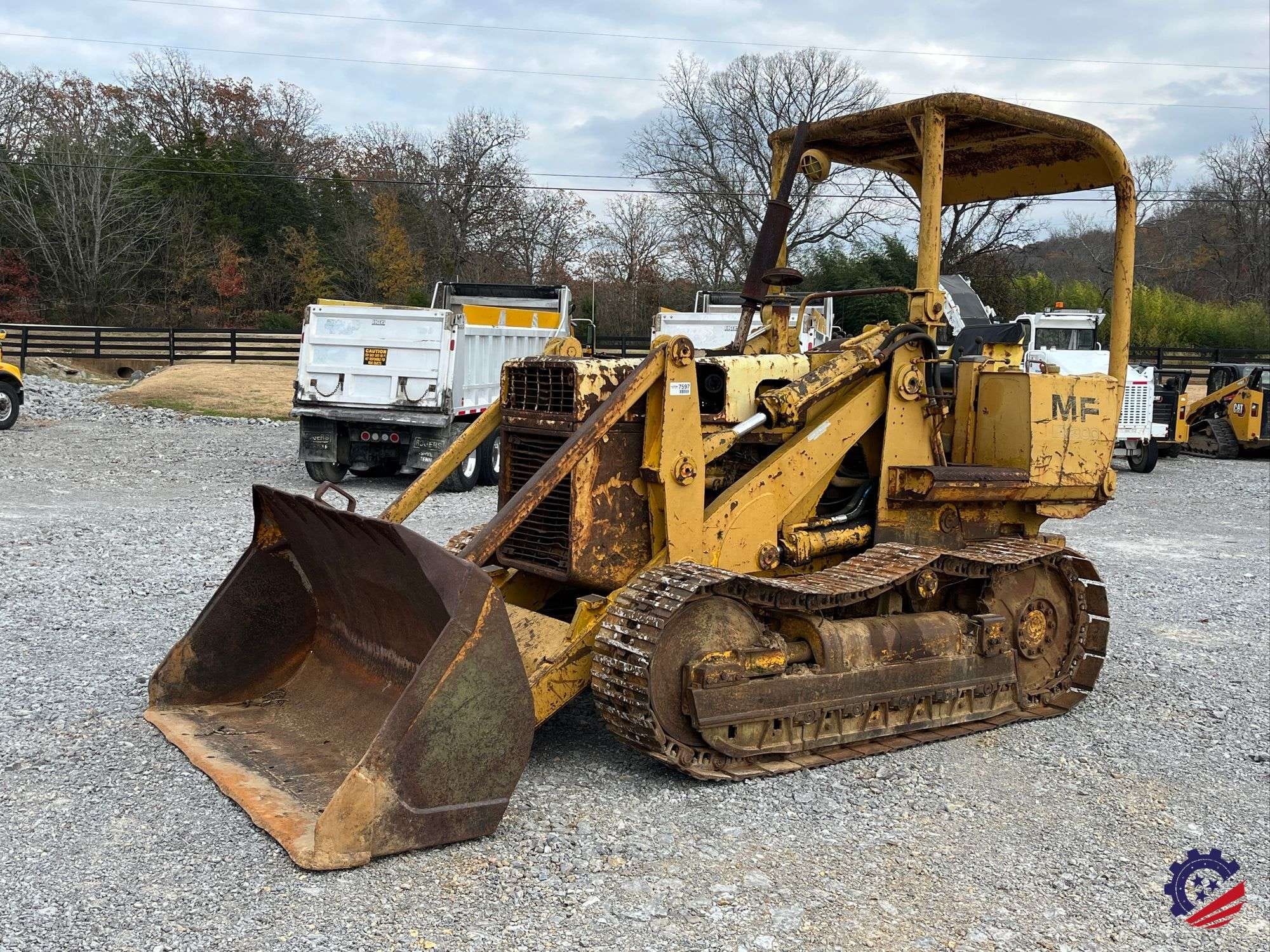 Massey Ferguson 300 Equipment Image0