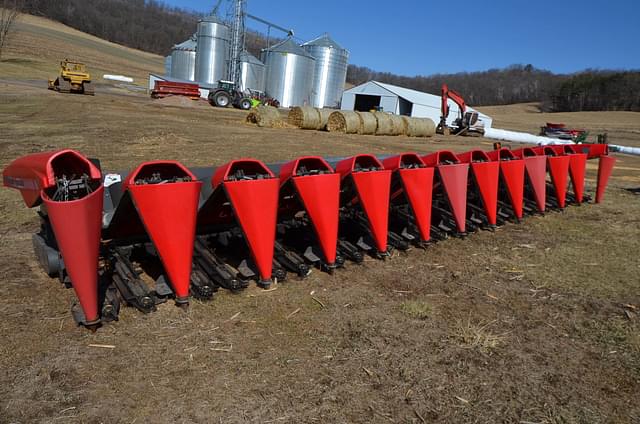 Image of Massey Ferguson 3000 equipment image 2