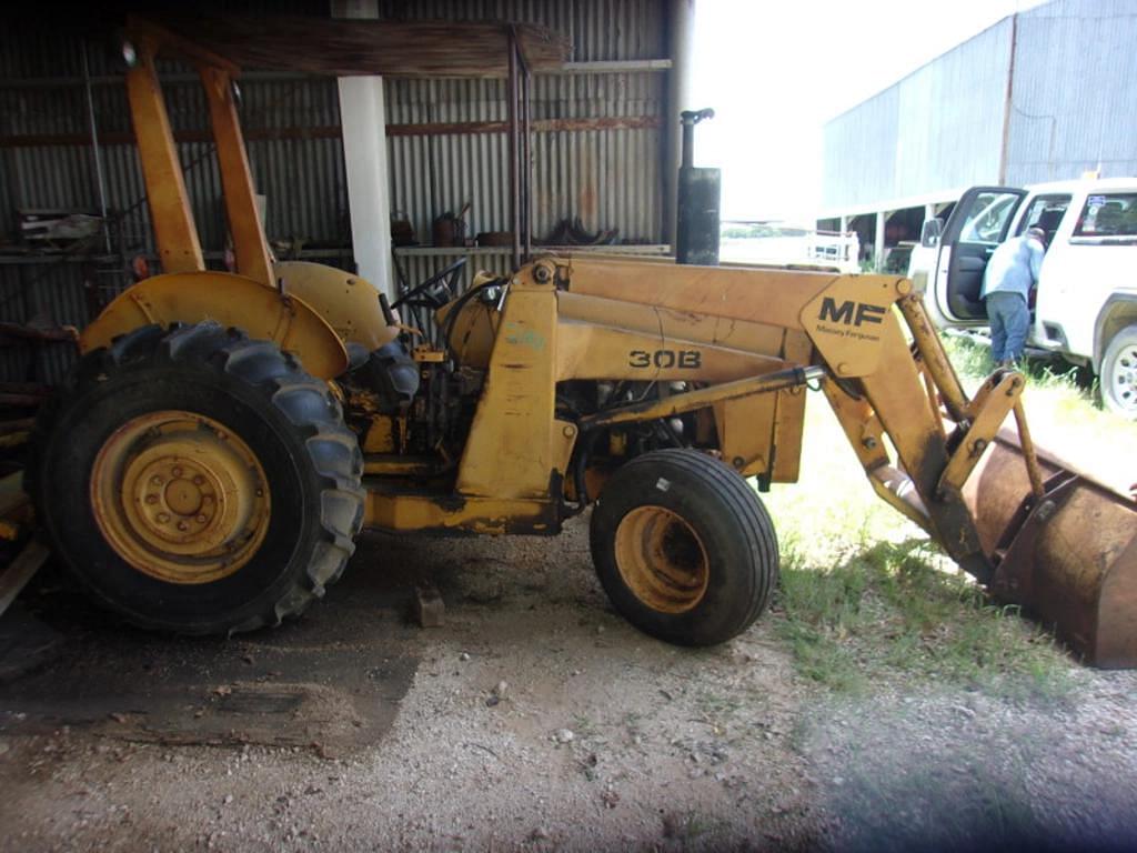 Image of Massey Ferguson 30B Image 0
