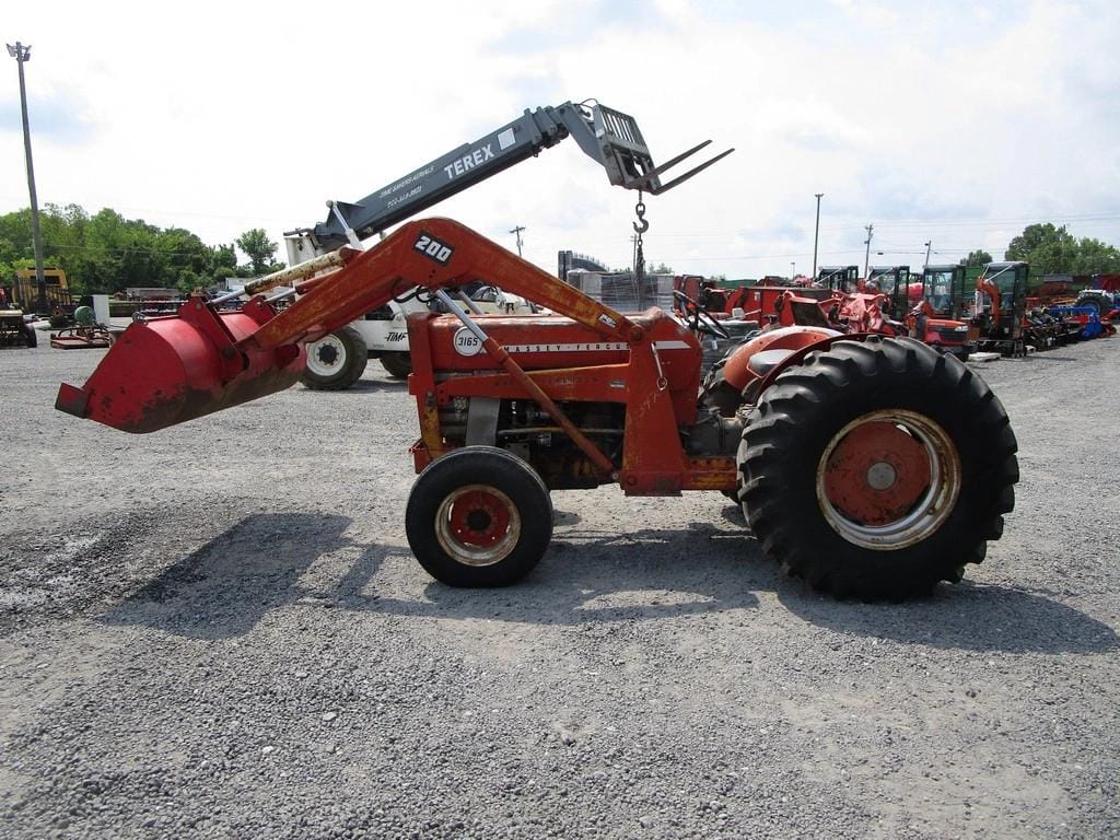 Main image Massey Ferguson 3165
