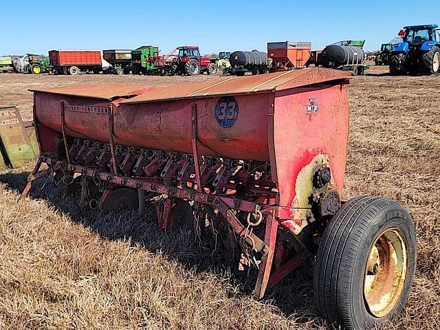 Image of Massey Ferguson 33 equipment image 4