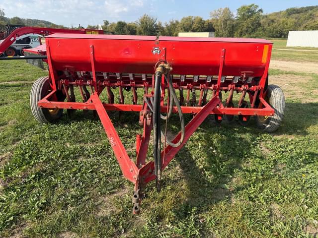 Image of Massey Ferguson 33 equipment image 1