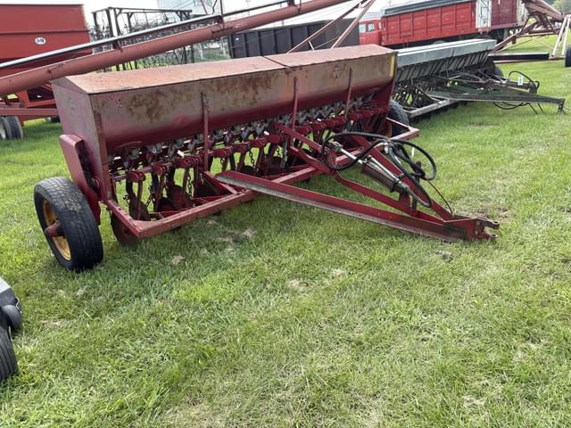 Image of Massey Ferguson 33 equipment image 1