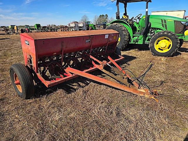 Image of Massey Ferguson 33 equipment image 1