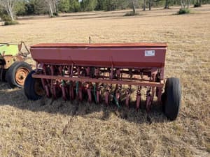Massey Ferguson 33 Image