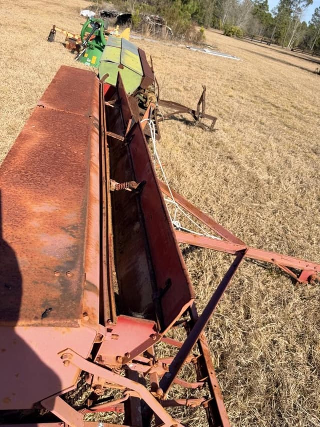 Image of Massey Ferguson 33 equipment image 4
