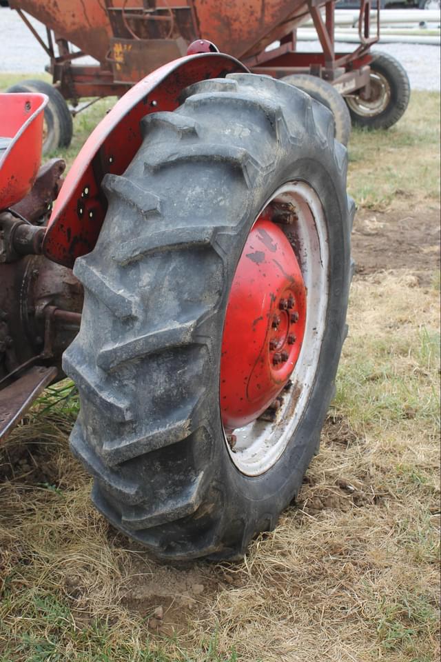 Image of Massey Ferguson 35 equipment image 2