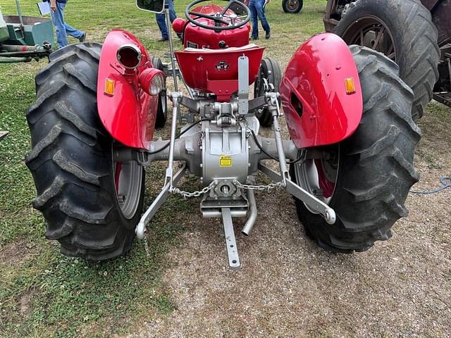 Image of Massey Ferguson TO-35 equipment image 4