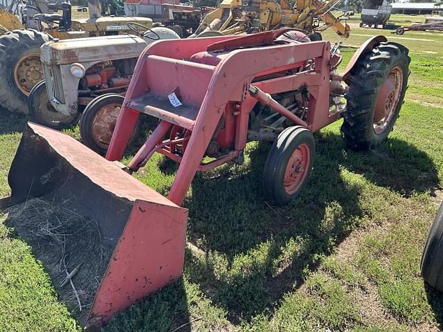 Image of Massey Ferguson 35 equipment image 2