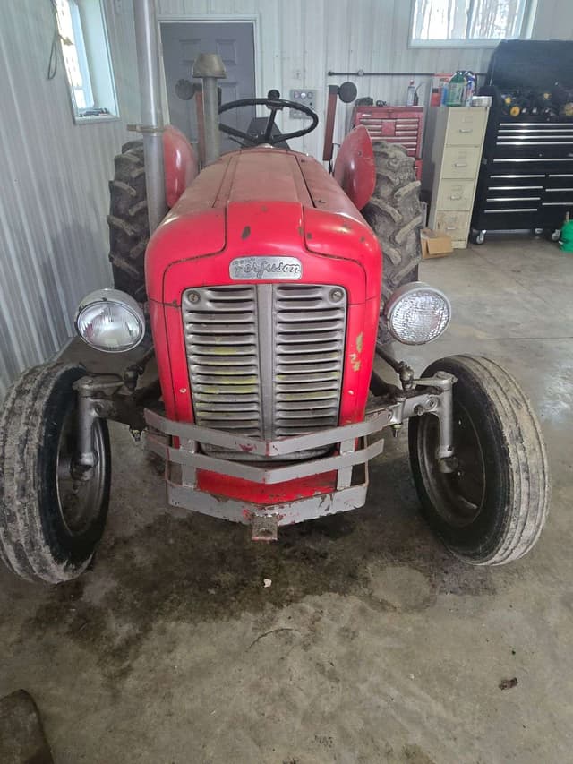 Image of Massey Ferguson 35 equipment image 4