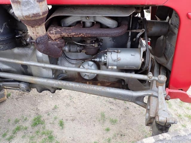 Image of Massey Ferguson 35 equipment image 4