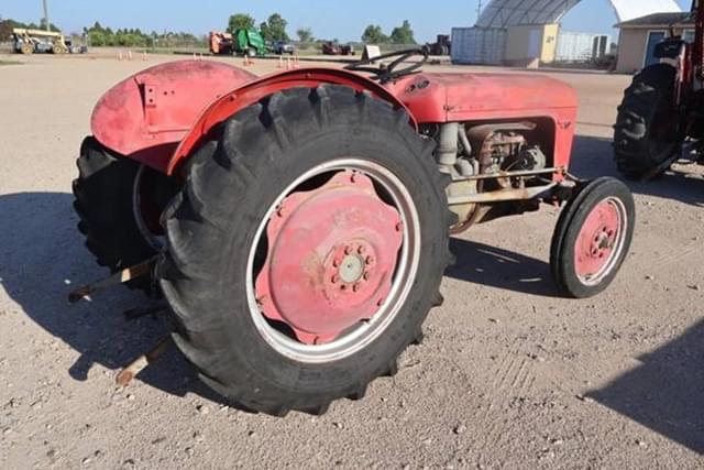 Image of Massey Ferguson 35 equipment image 2