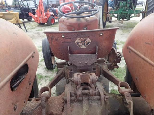 Image of Massey Ferguson 35 equipment image 4