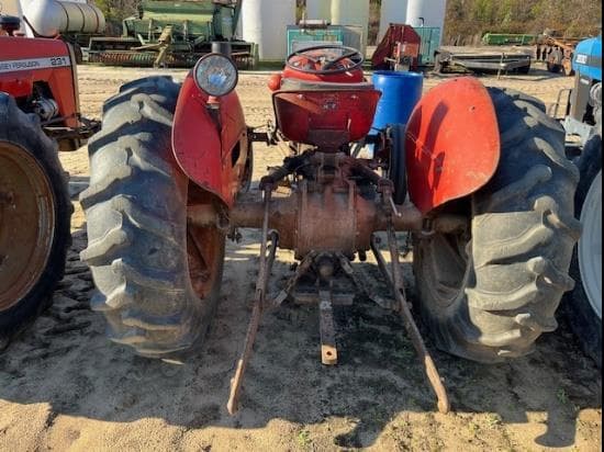 Image of Massey Ferguson 350 equipment image 3