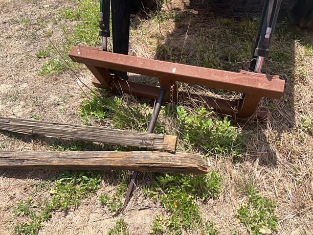 Image of Massey Ferguson 3525 equipment image 1