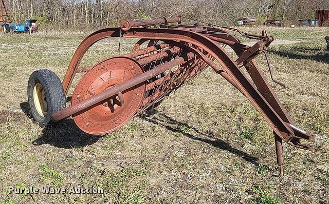 Image of Massey Ferguson 36 equipment image 2