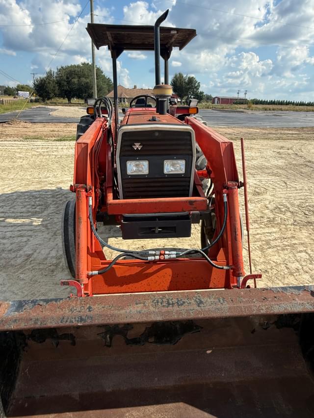 Image of Massey Ferguson 383 equipment image 4