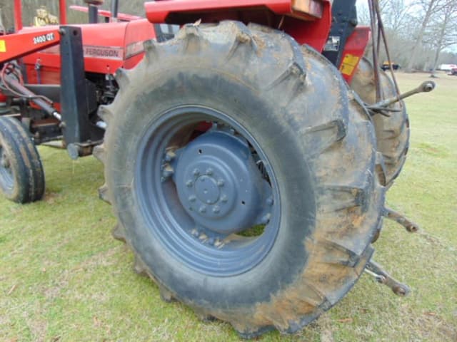 Image of Massey Ferguson 383 equipment image 3