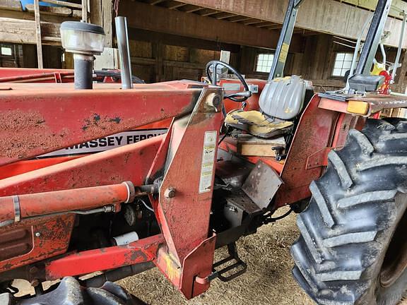Image of Massey Ferguson 390 equipment image 1