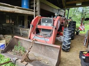 Massey Ferguson 390 Image
