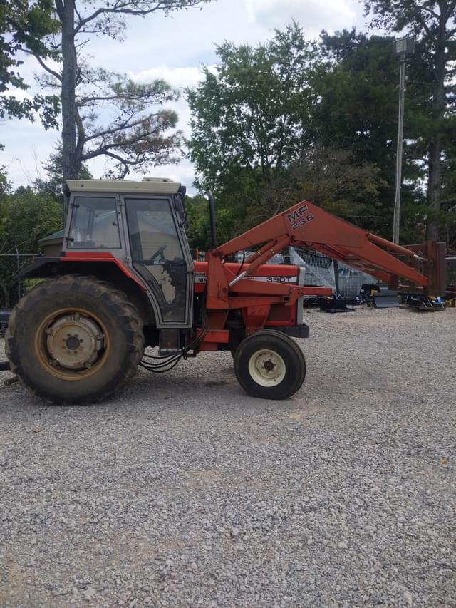 Image of Massey Ferguson 390T equipment image 3