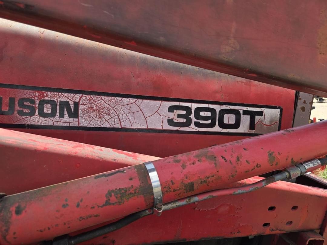Image of Massey Ferguson 390T Image 1