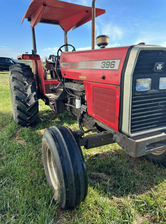 Image of Massey Ferguson 396 equipment image 3