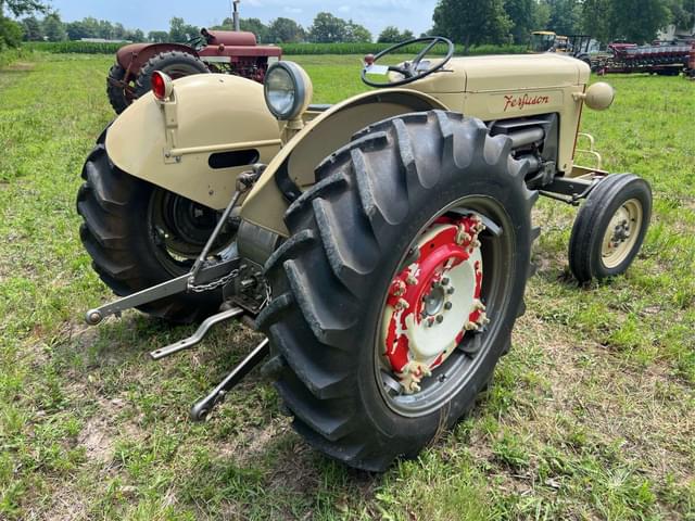 Image of Massey Ferguson 40 equipment image 4