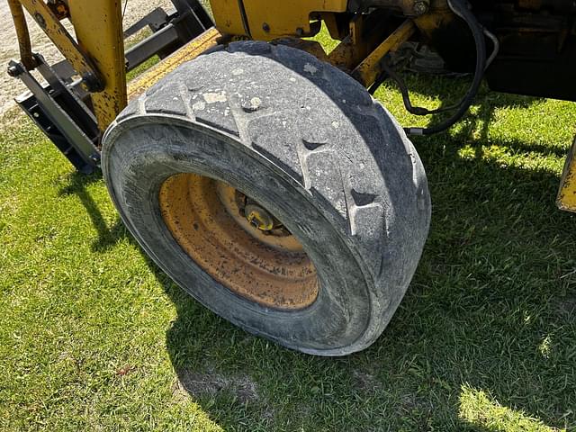 Image of Massey Ferguson 40B equipment image 2