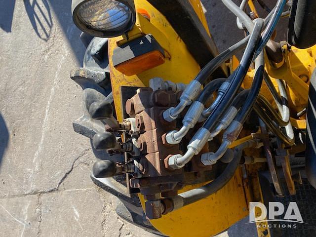 Image of Massey Ferguson 40E equipment image 4