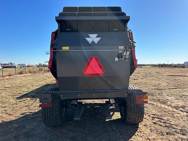 Image of Massey Ferguson RB4180V equipment image 3