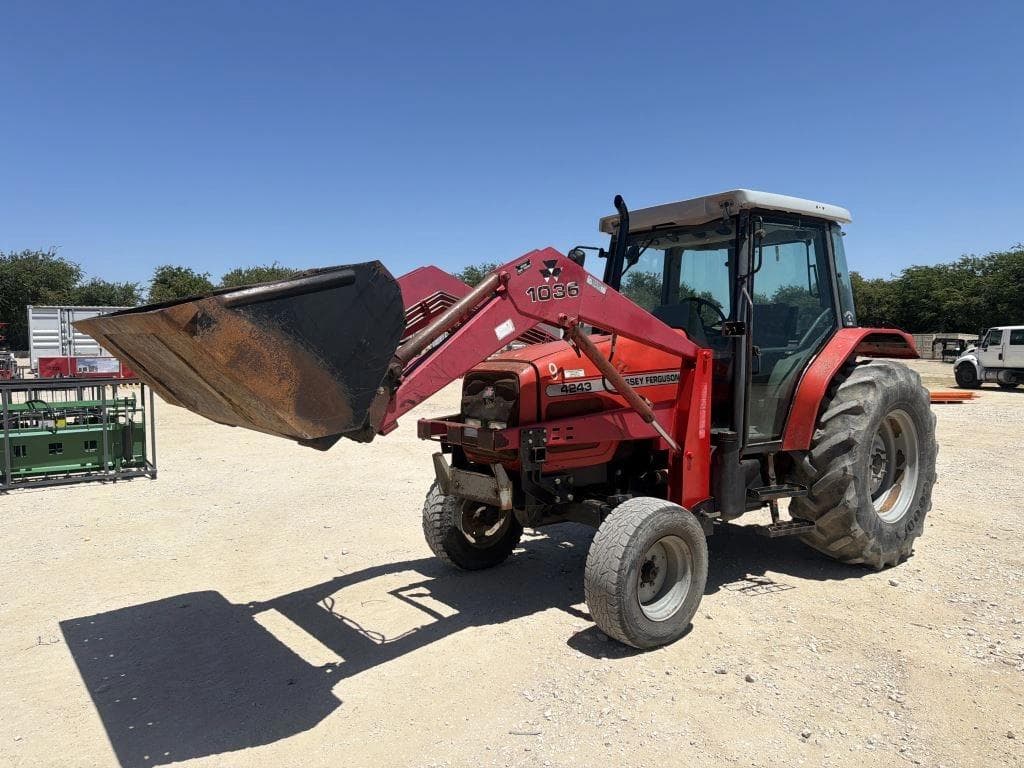 Image of Massey Ferguson 4243 Primary image