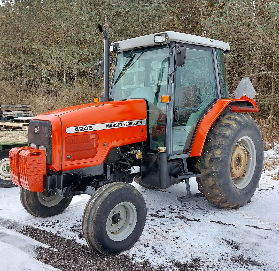 Image of Massey Ferguson 4245 Primary image