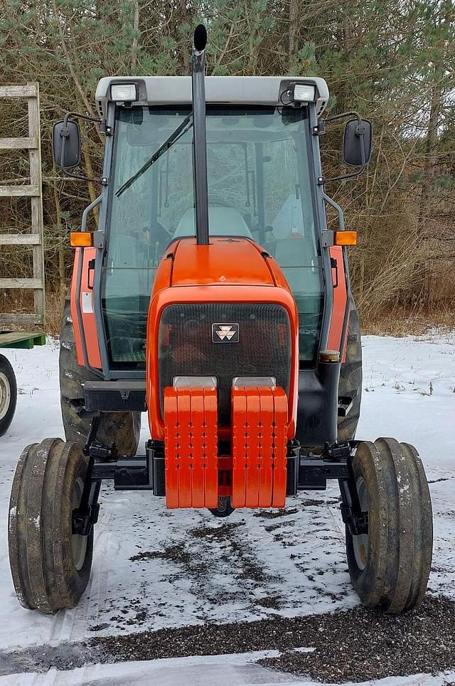 Image of Massey Ferguson 4245 equipment image 3