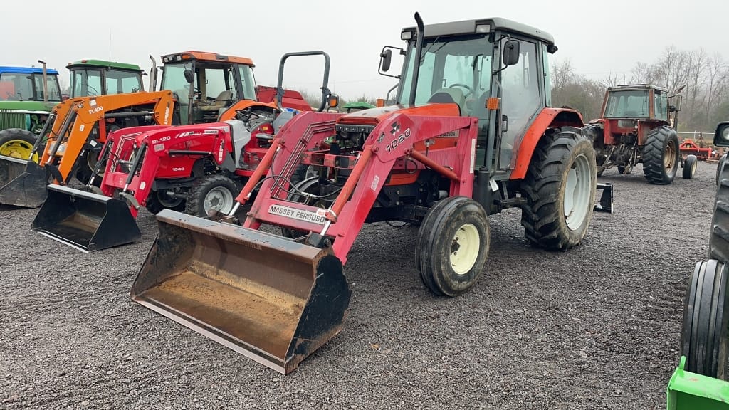 Main image Massey Ferguson 4245
